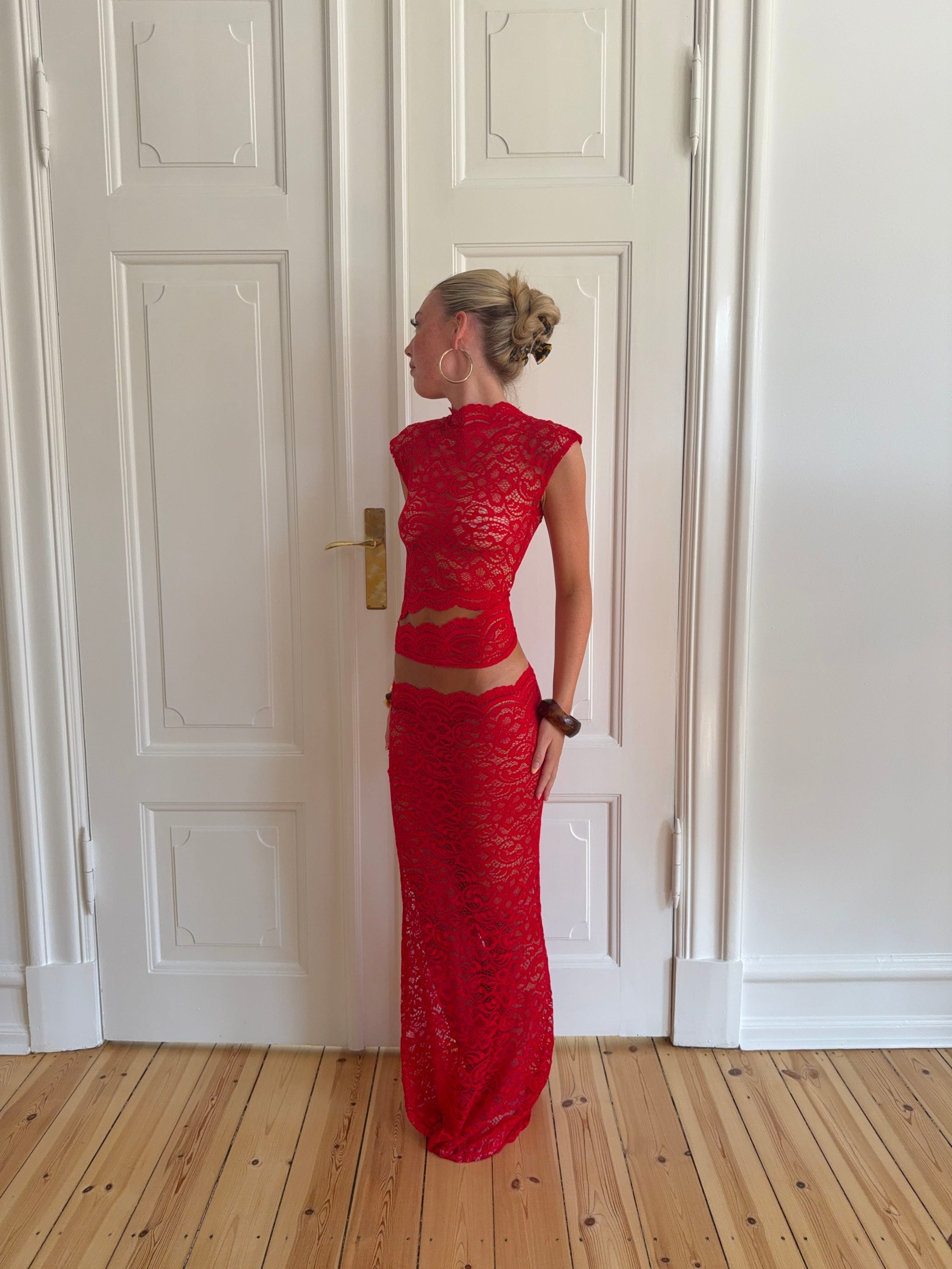 Jupe Marisol i spets - Röd