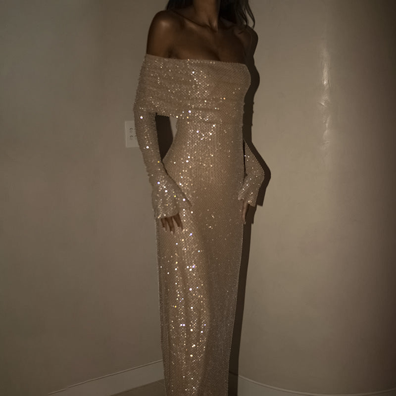 Noëlle | Maxi Klänning Off-Shoulder med Paljetter & Elegant Snitt