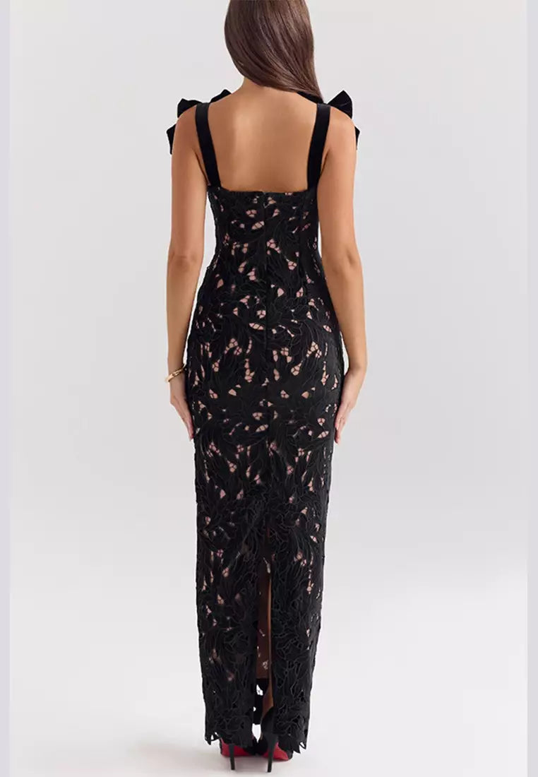 Veronica - Maxiklänning med knytetopp och broderade kanter