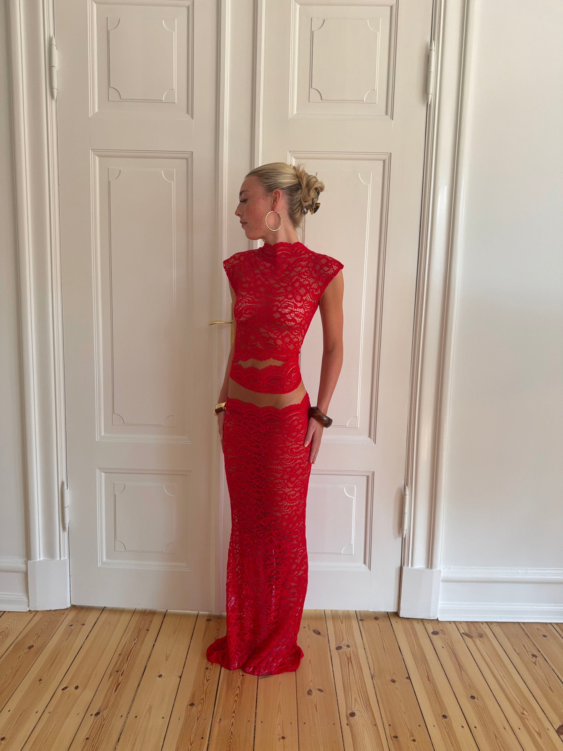 Jupe Marisol i spets - Röd