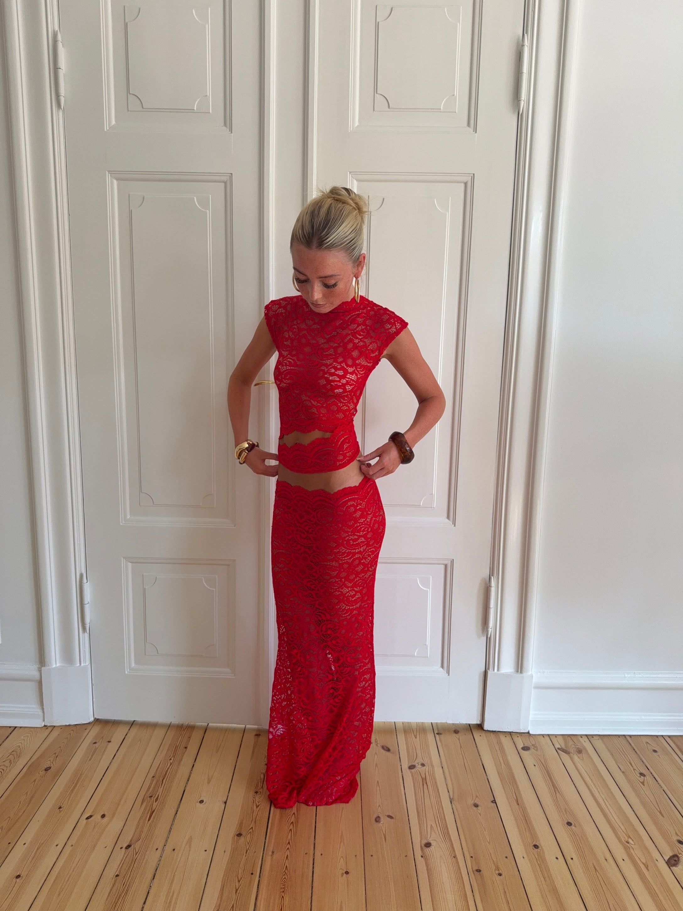 Jupe Marisol i spets - Röd